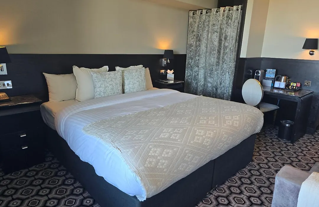The Vincent Hotel-1